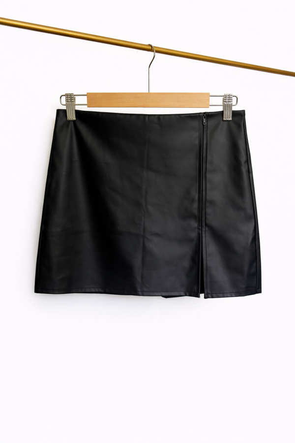 SHORT POLLERA ENGOMADA