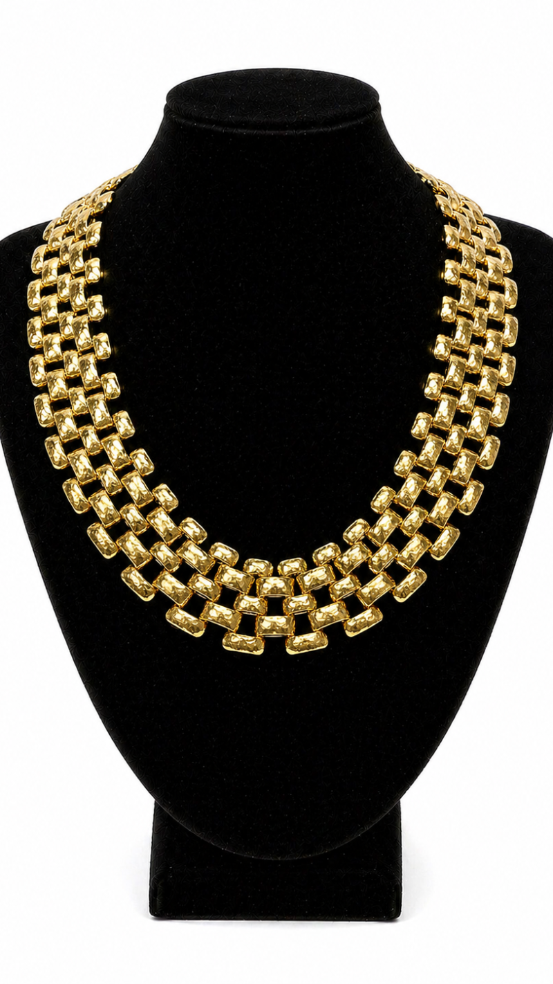 COLLAR DORADO