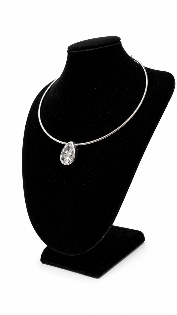 COLLAR GOTA